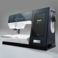PFAFF expression™ 715