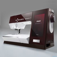 PFAFF expression™ 725